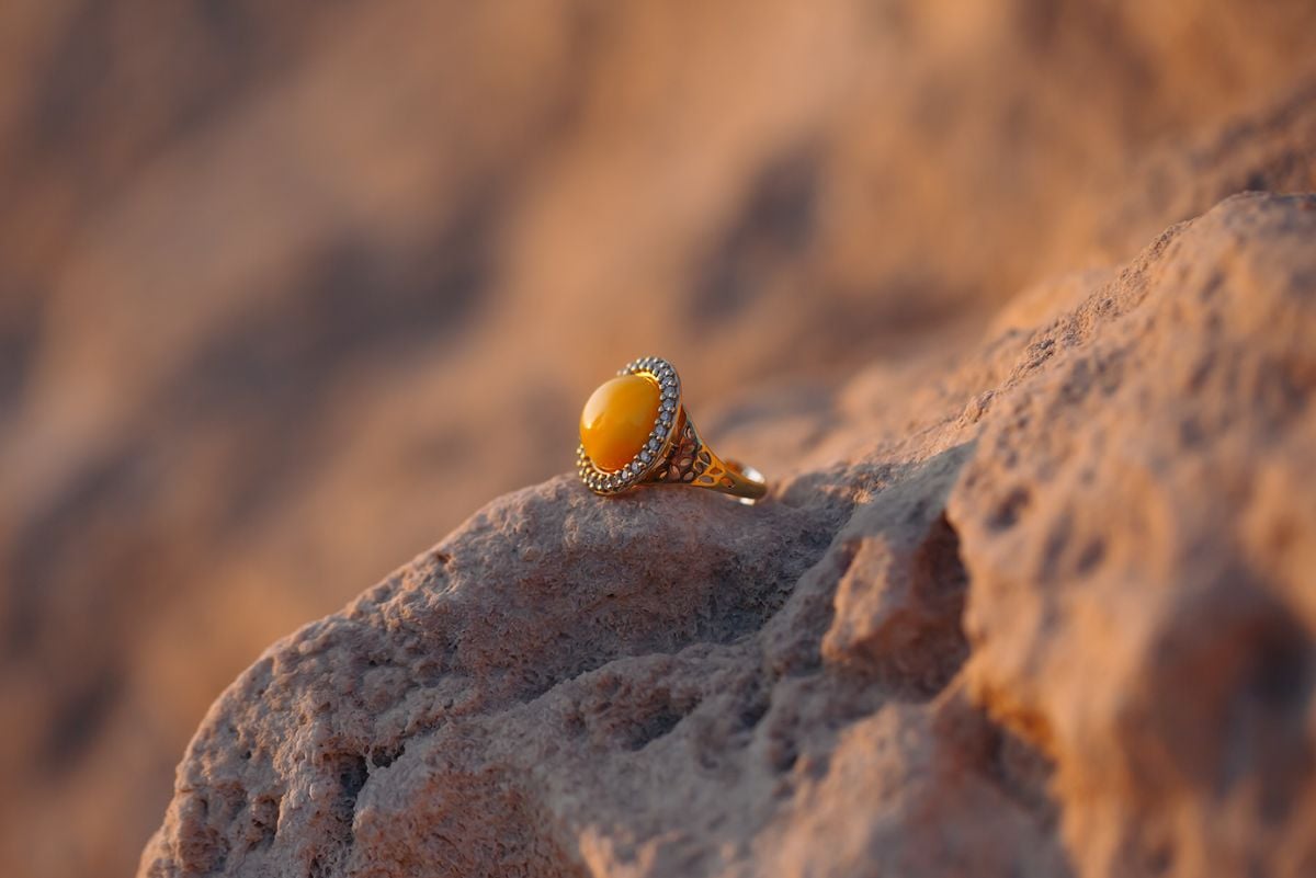 طقم الكهرمان البلطيقي الأصفر بتصميم "هالو" - 1